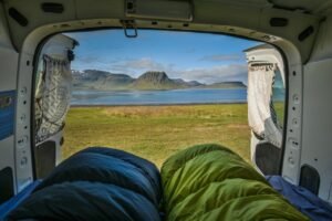 Read more about the article 7 Powerful Fitness Tips for Van Life: Stay Fit with Bodyweight Training for the Road