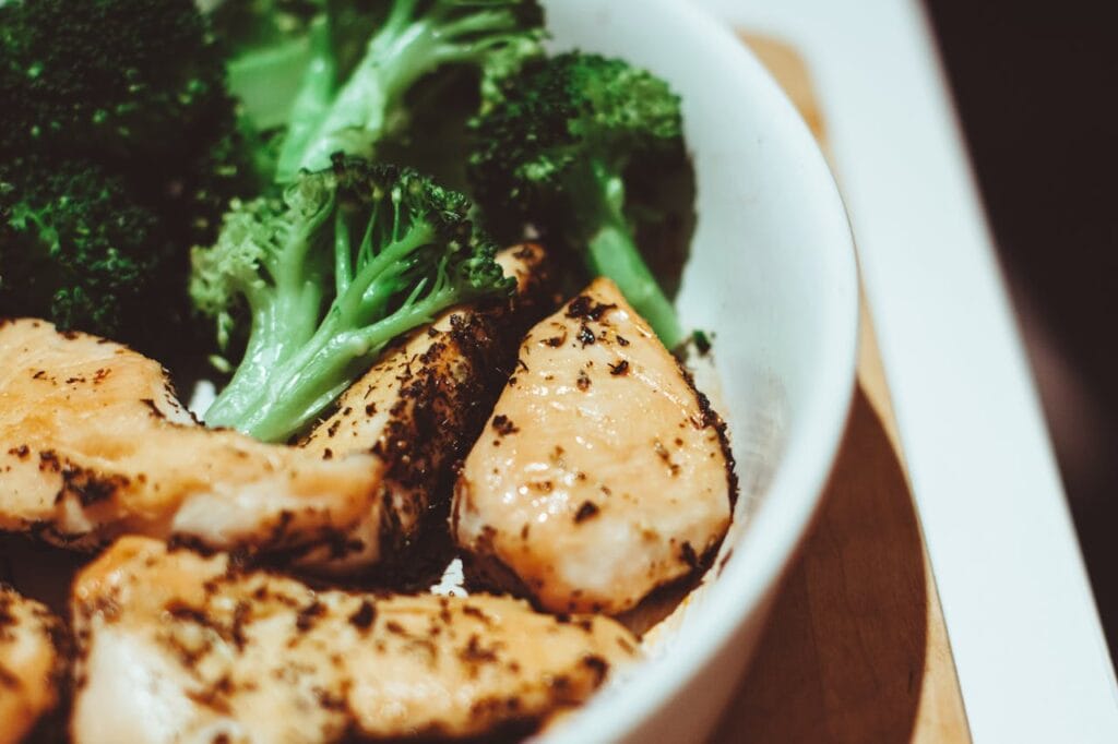 5 Easy Steps to Boost Senior Health and Wellness 4 healthy plate with meat and broccoli