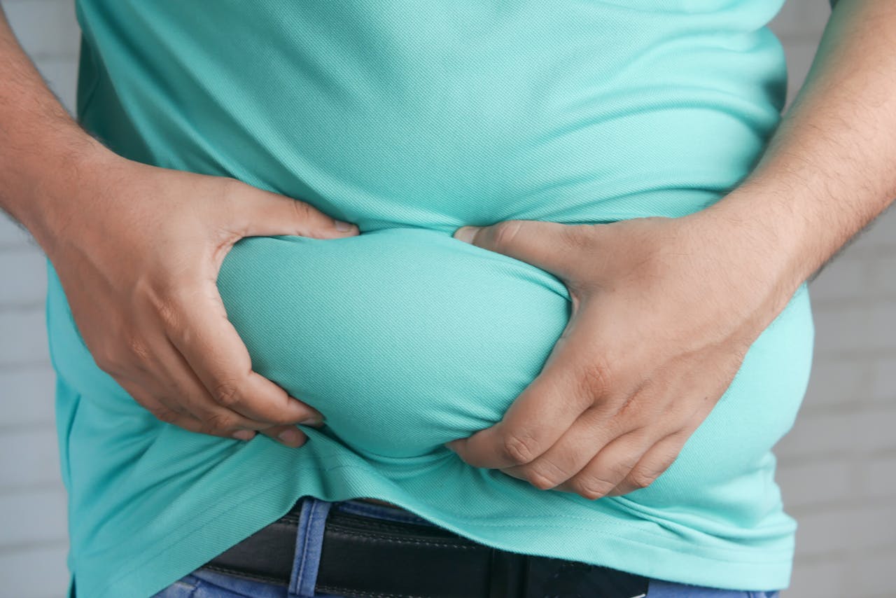 You are currently viewing How to Lose Belly Fat Naturally: A Proven Guide to Success