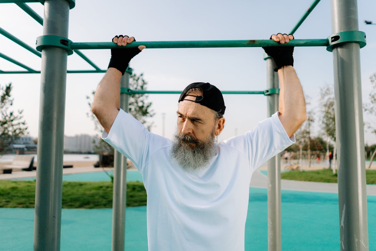 You are currently viewing Unlock 8 Different Pull Ups for All Levels: Beginner to Advanced