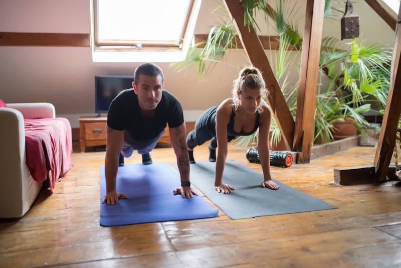 You are currently viewing 7 Powerful Home Workout Routines for Beginners to Get Fit Fast