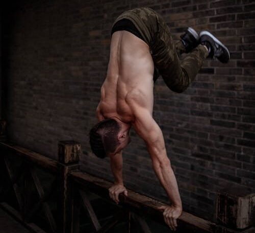 You are currently viewing Strength Training Without Weights: 5 Powerful Minimalist Routines
